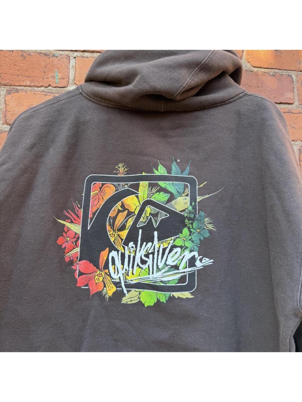 Vintage quiksilver zip up hoodie 00s L